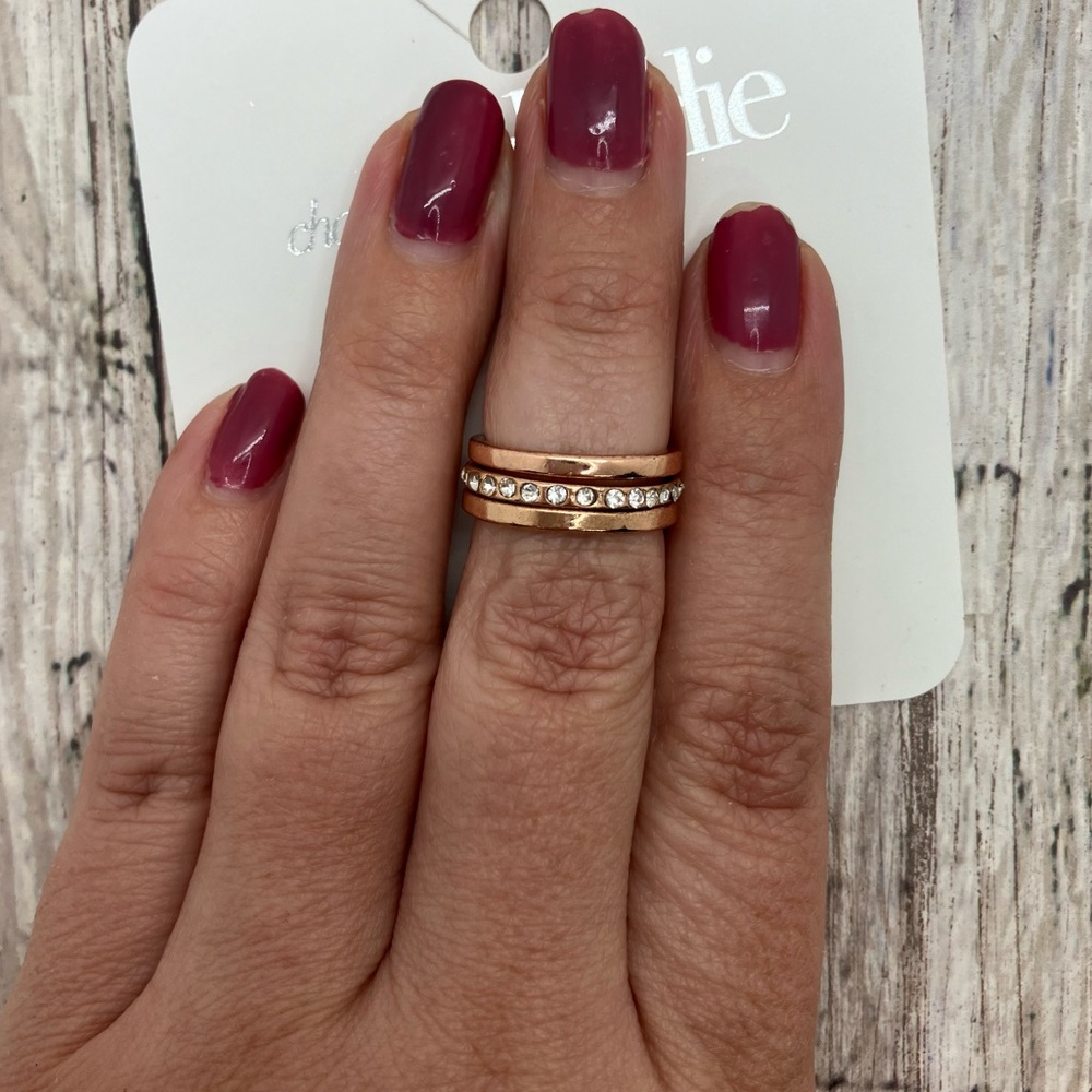 NWT Charming Charlie rose gold midi rings stack - Picture 2 of 3